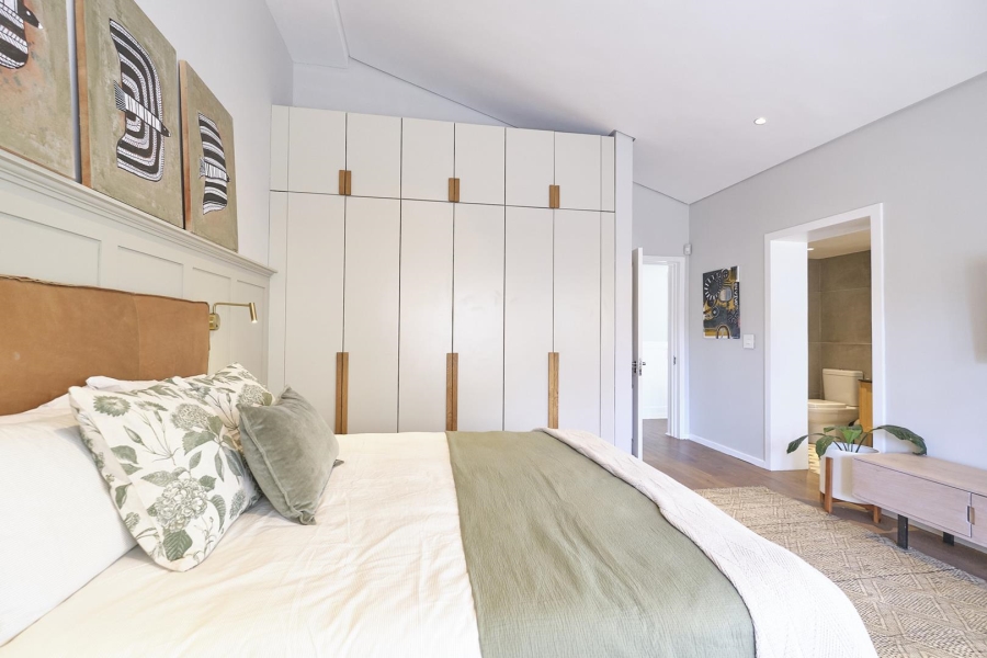 5 Bedroom Property for Sale in Flamingo Vlei Western Cape